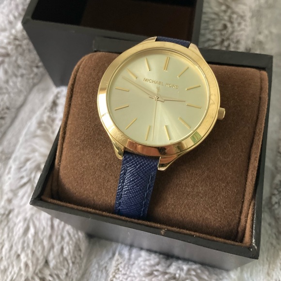 Michael Kors Accessories - Michael Kors Midsize Runway Watch MK-2285